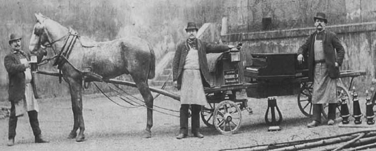 O%20transporte%20de%20pianos%20do%20tempo%20de%20Ludwig%20B%C3%B6sendorfer