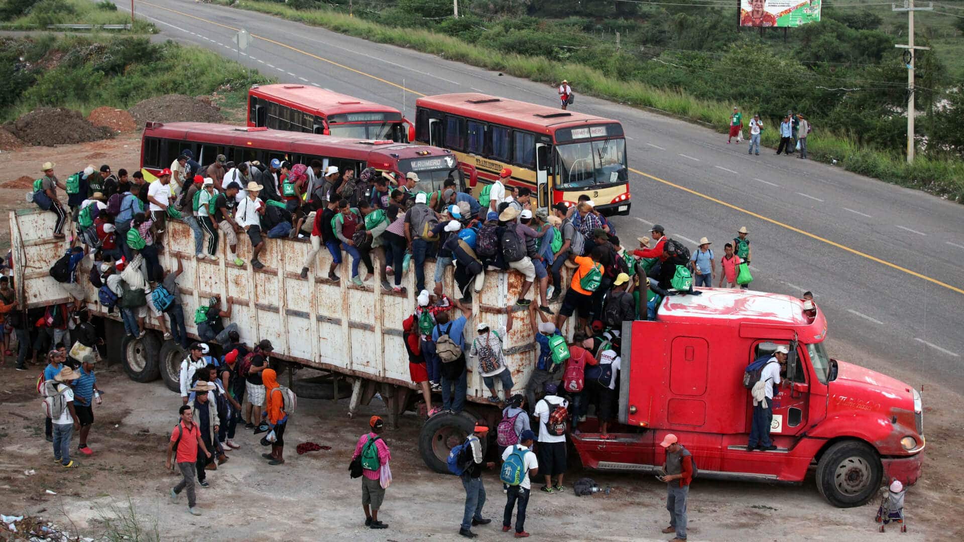Santo%20Domingo%20Ingenio%2C%20Oaxaca%2FMexico%20-%208%20de%20novembro%20de%202018%20-%20Caravana%20a%20caminho%20dos%20EUA%20