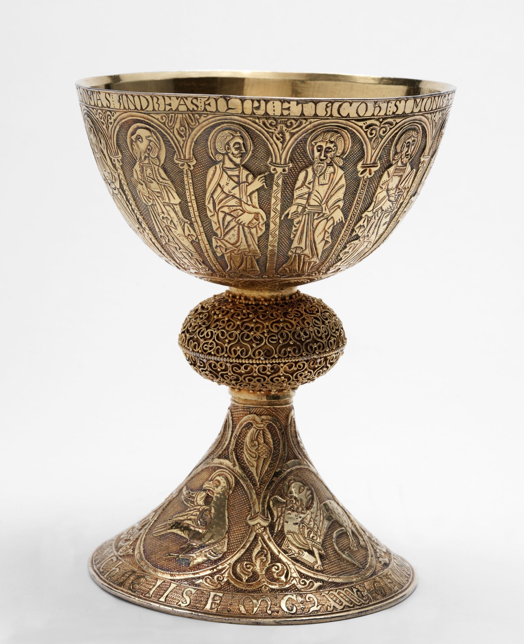 C%C3%A1lice%20S%C3%A9culo%20XII%20(1152).%20Prata%2C%20prata%20dourada%20-%20A%2017%2C3%20cm%3B%20%C3%98%20copa%2011%2C6%20cm%3B%20%C3%98%20base%2013%2C1%20cm%20-%20Coimbra%2C%20Museu%20Nacional%20de%20Machado%20de%20Castro%20(inv.%206030%3BO1)%20Fotografia%20%C2%A9%20DGPC%2FADF%2C%20Lu%C3%ADsa%20Oliveira%20